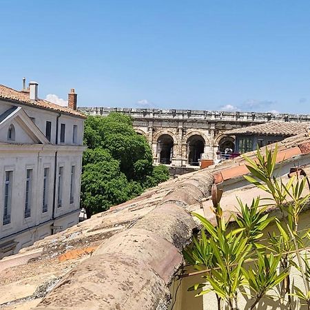 La Dolce Vita Nimoise Terrasse 100 M Des Arenes Nimes Bagian luar foto